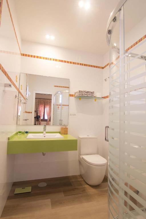 Koupelna v ubytování Hostal Casa Arco Iris (Playa)