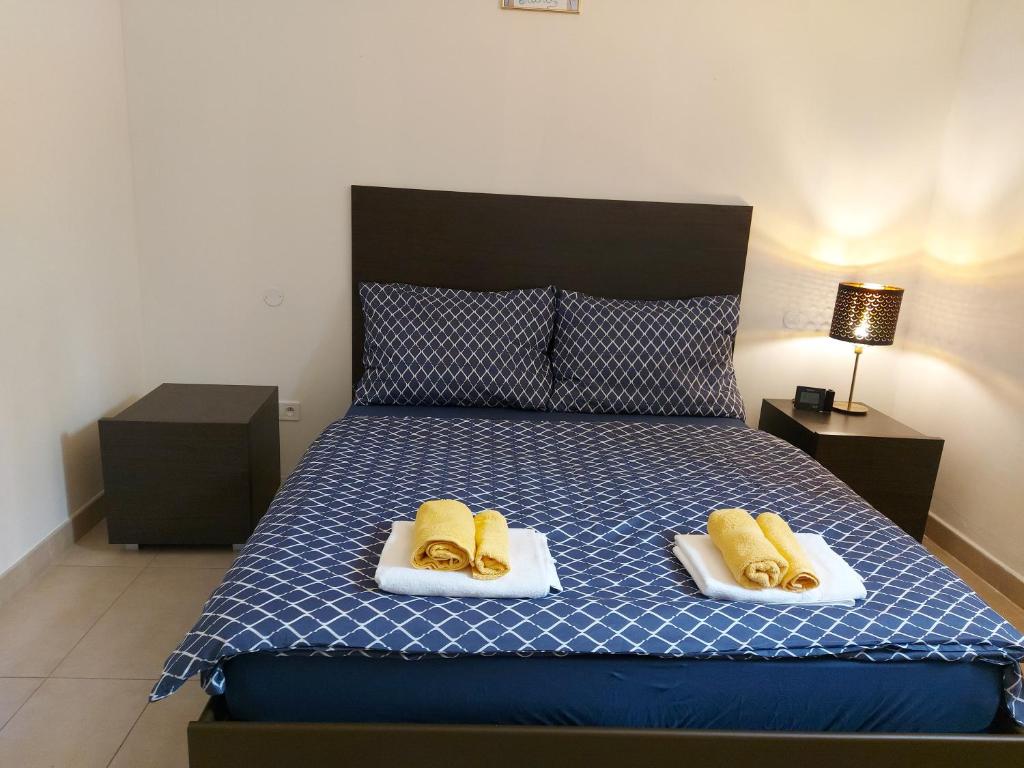 מיטה או מיטות בחדר ב-quiet apartment in Prague center