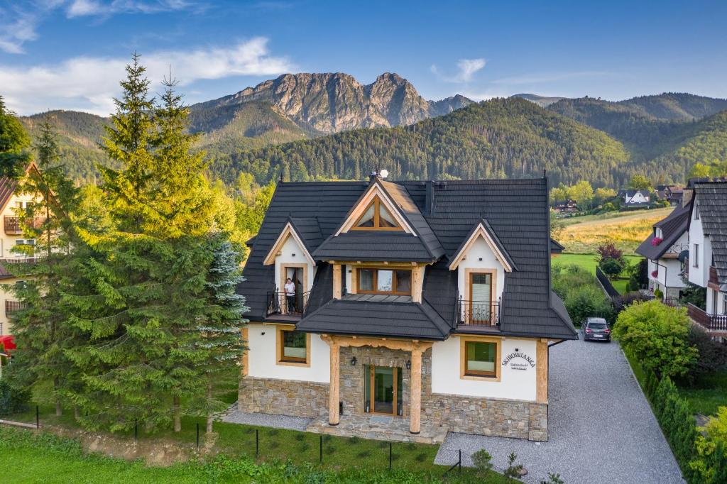Výhľad na hory alebo výhľad na hory priamo z apartmánu