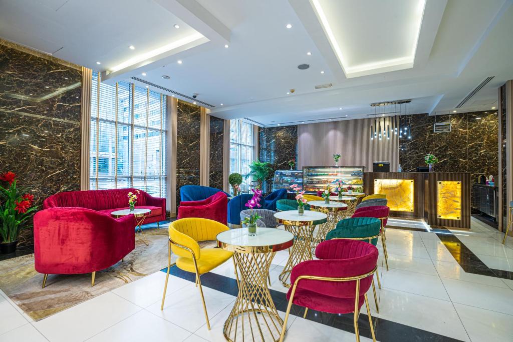 Posezení v ubytování Vista City Hotel