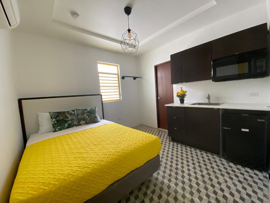 Postel nebo postele na pokoji v ubytování Hotel Nest