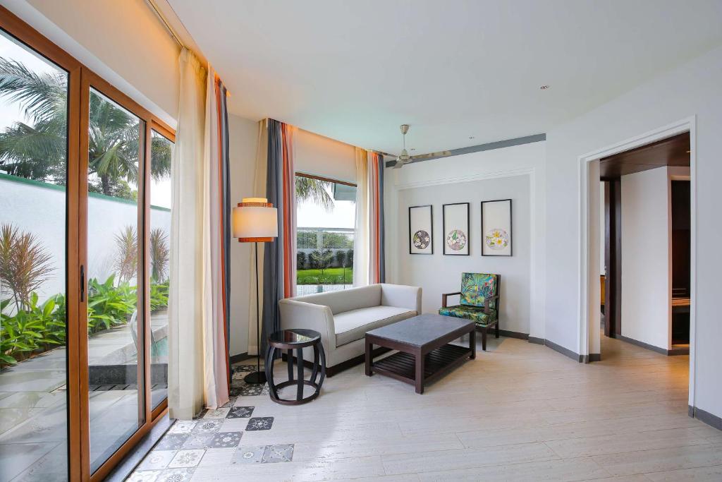 Posezení v ubytování Radisson Resort Pondicherry Bay