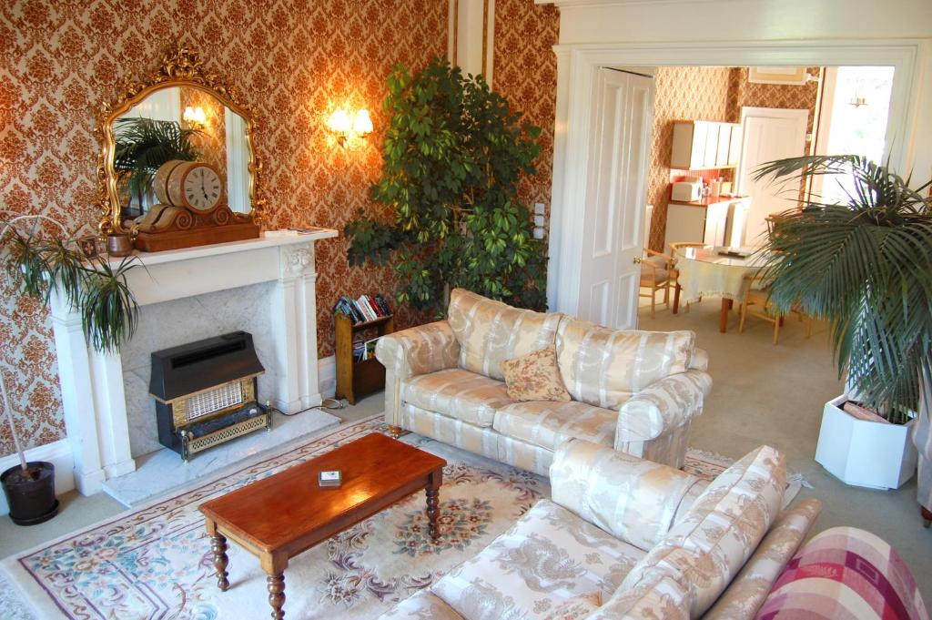 Regent Terrace Apartment