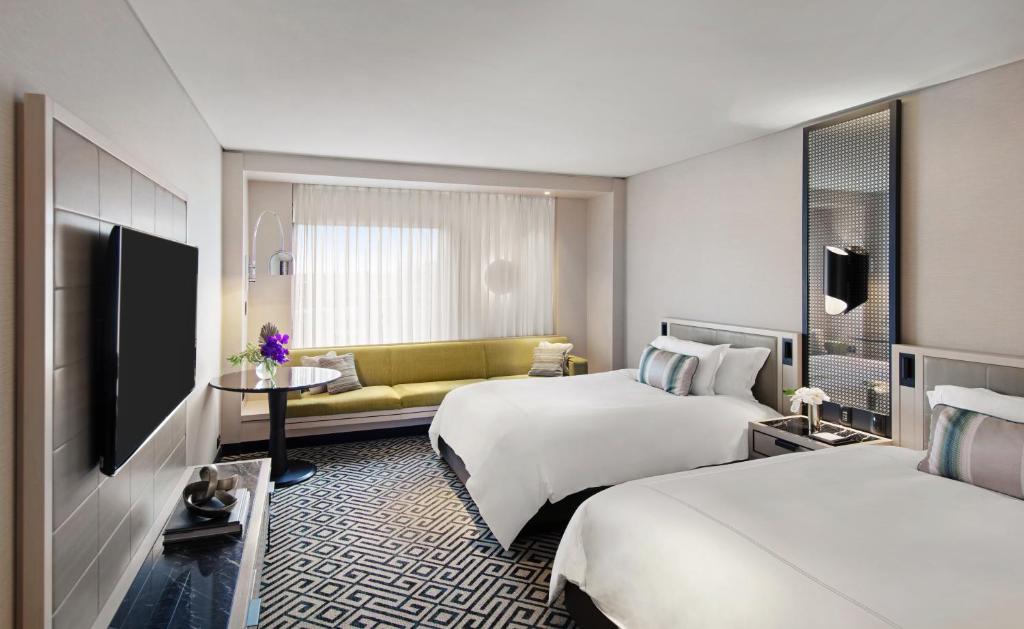 The Star Grand Hotel and Residences Sydney - Premium Harbor Twin Room