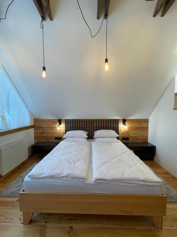 Postel nebo postele na pokoji v ubytování Yozefstal