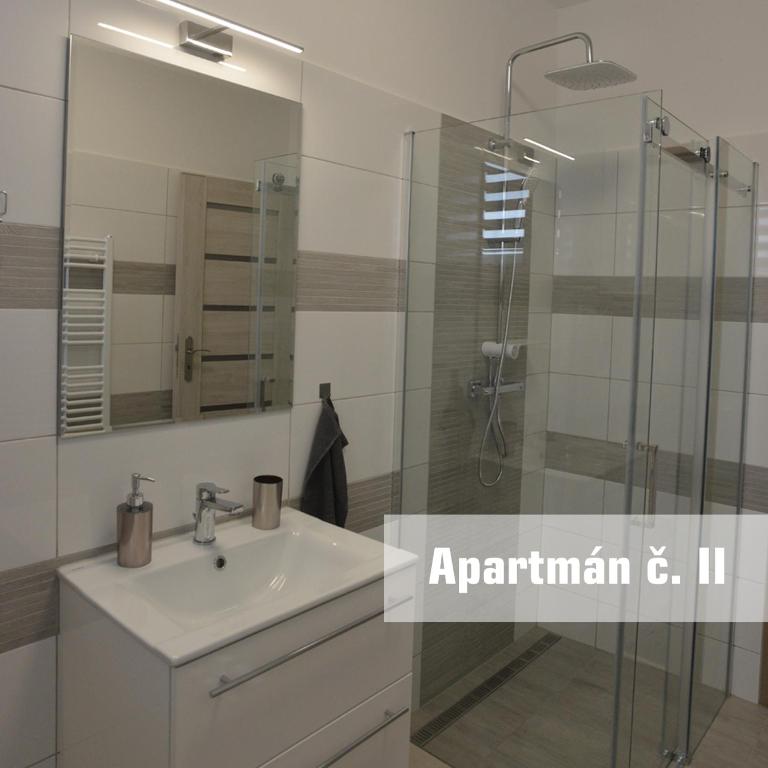 Koupelna v ubytování Apartmány U koupaliště