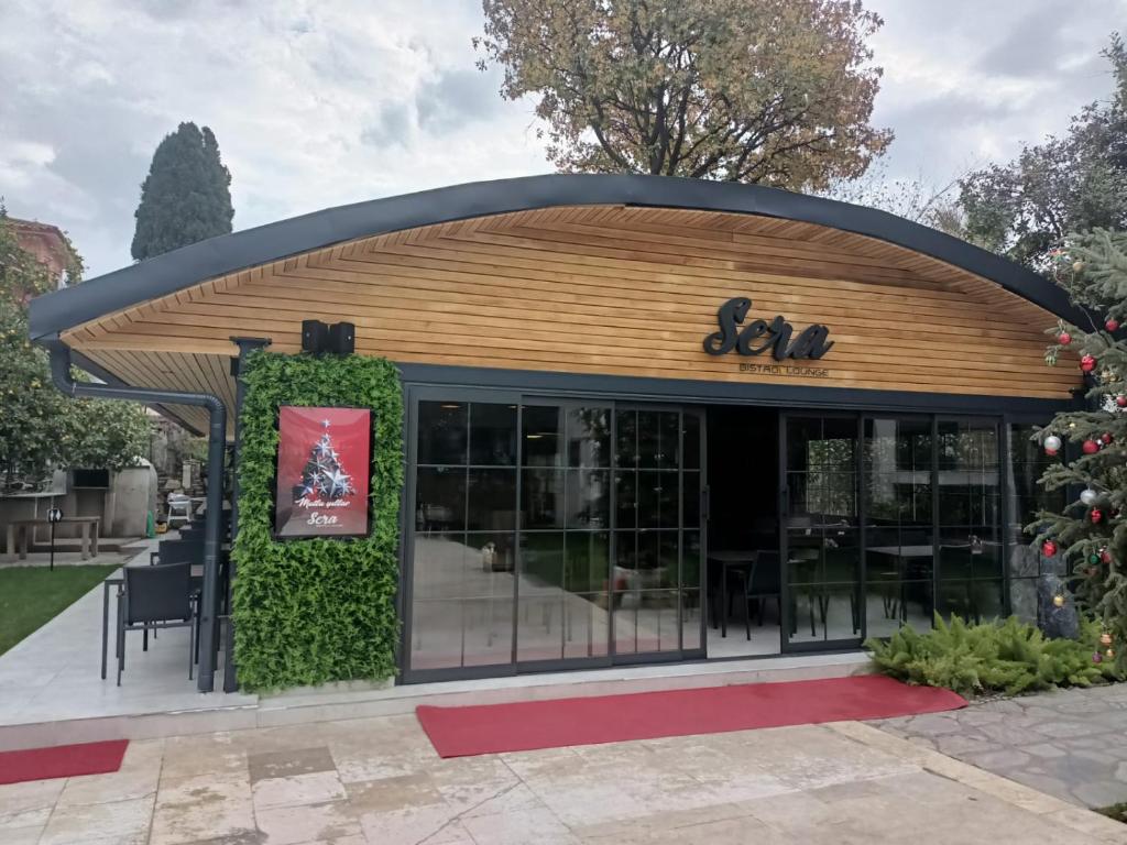 Budova, kde se hotel nachází