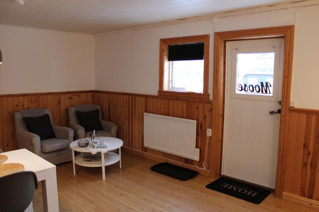 Swedish Adventure - Double Room With Private Bathroom