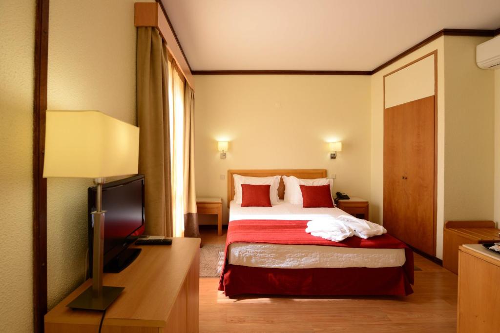 Hotel Dom Nuno - Standard Family Room
