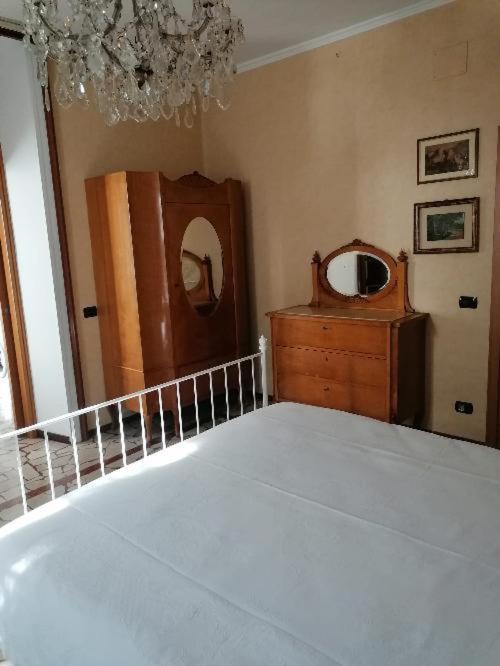 Łóżko lub łóżka w pokoju w obiekcie B&B Sotto le Mura