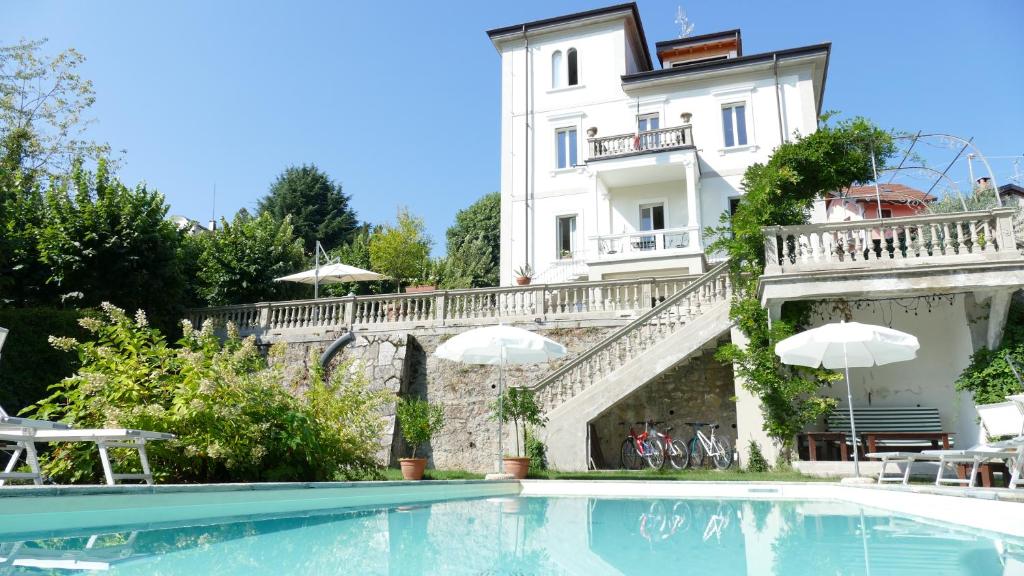White Lilac Romantic B&B - Adults only
