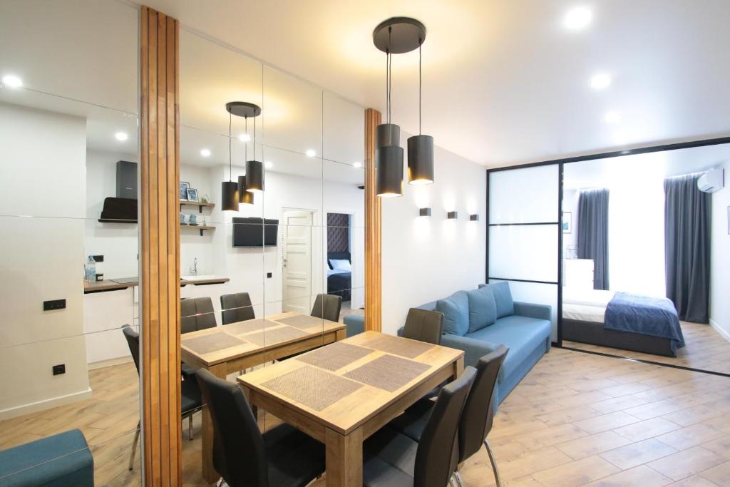 Old City Apartments - Two-Bedroom Apartment