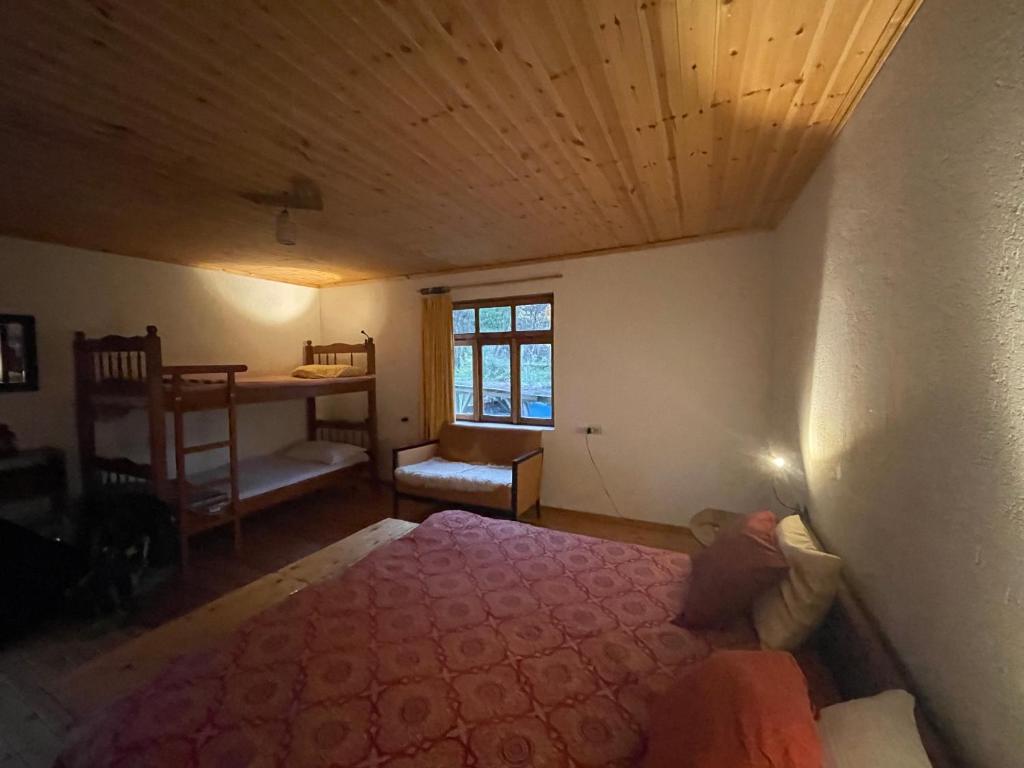 The house in the village - Imazhi 2