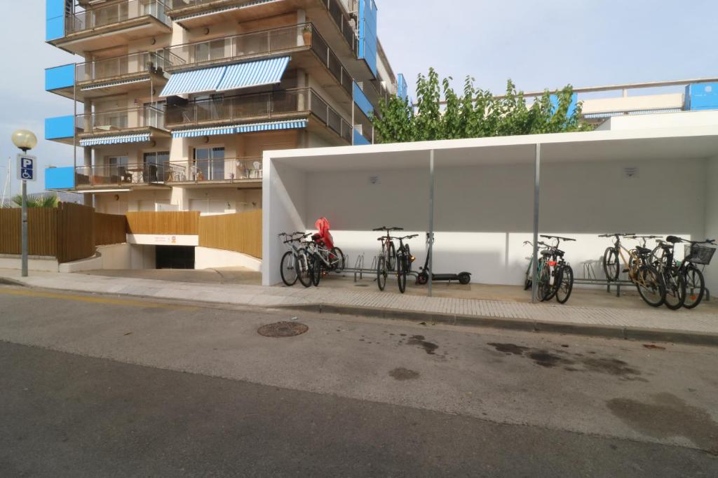 Kép BLAU MARINA 217 - Piso con parking y WIFI szállásáról Rosesben a galériában