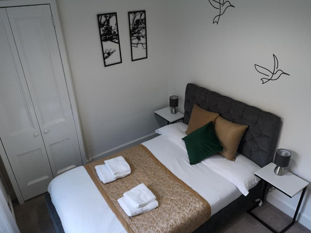 Crown Central Apartments - Apartamento Deluxe