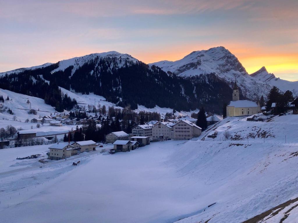 Fotografie z fotogalerie ubytování Hotel Piz Tambo v destinaci Splügen