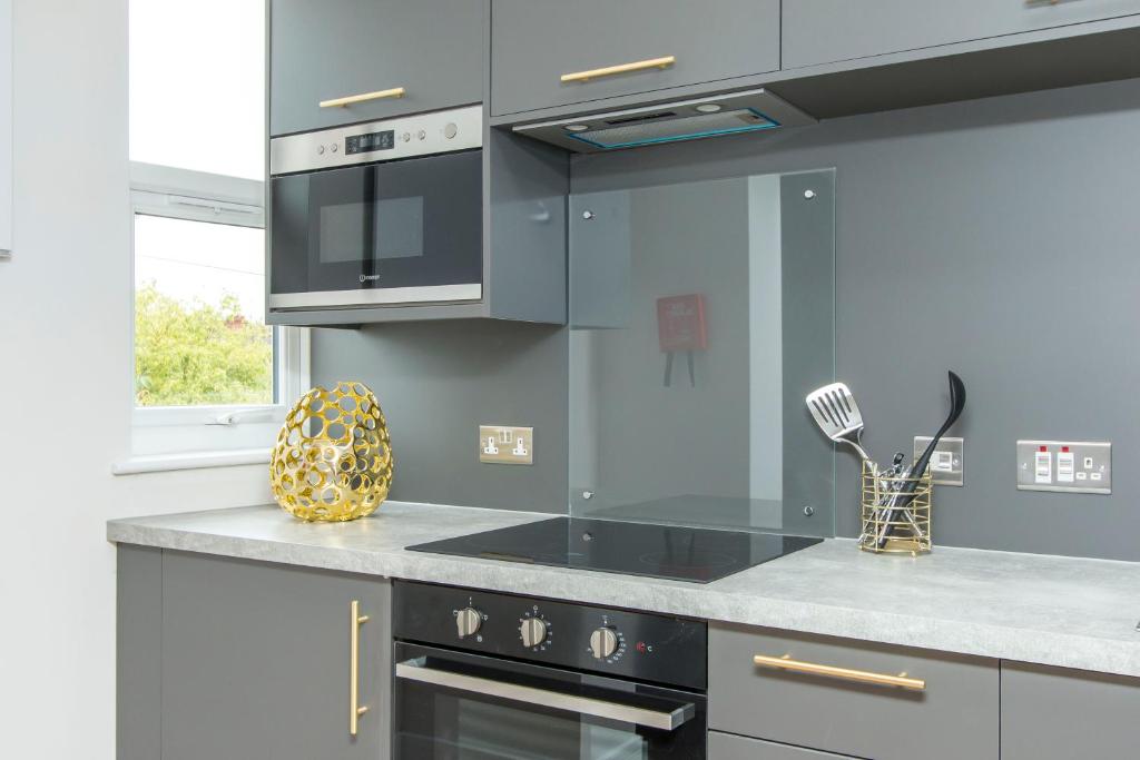 Coldharbour Suites - One-Bedroom Apartment