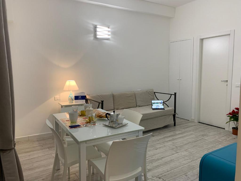 Happy Family Apartments Cairoli Studio a Genova