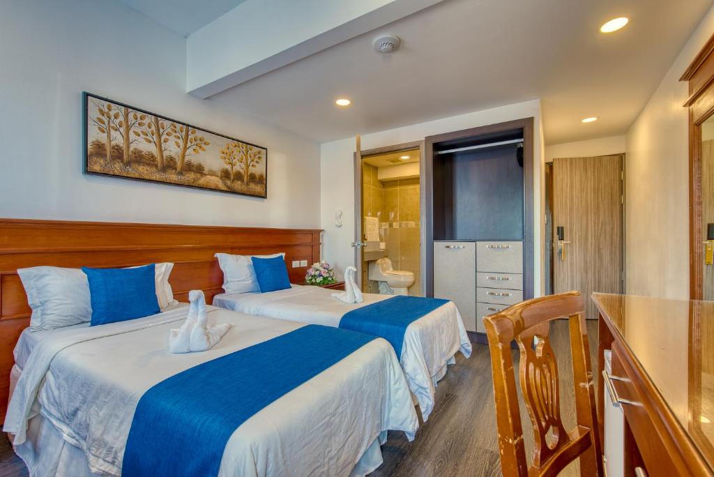 Swans Cay Hotel - Standard Double Or Twin Room- B Building