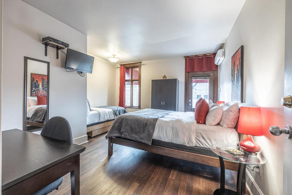 Petit Hôtel - Café Krieghoff - Resim 43