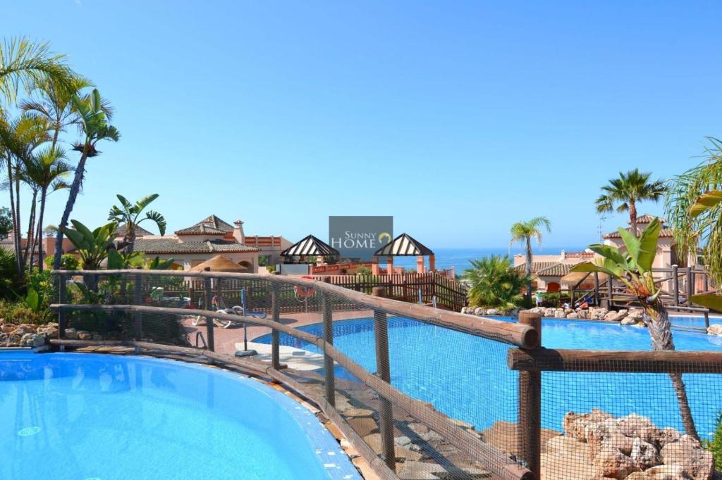 Luxurious Penthouse - mini Pool, Benalmádena – Updated 2022 ...