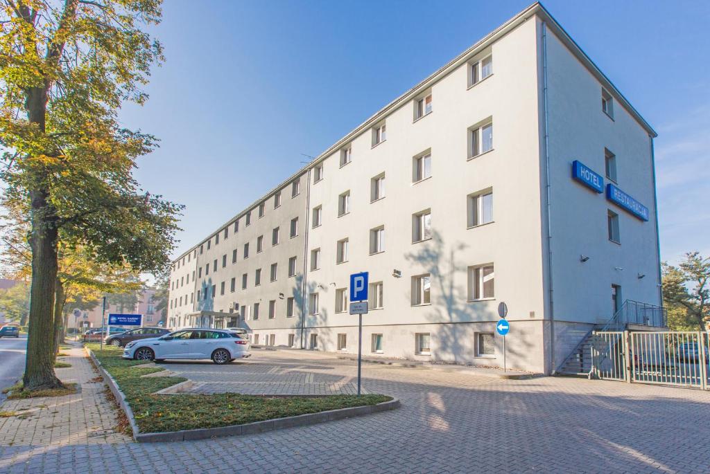Budova, kde se hotel nachází