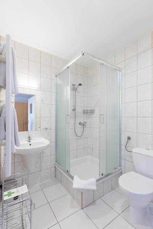Koupelna v ubytování Hotel Łabędy