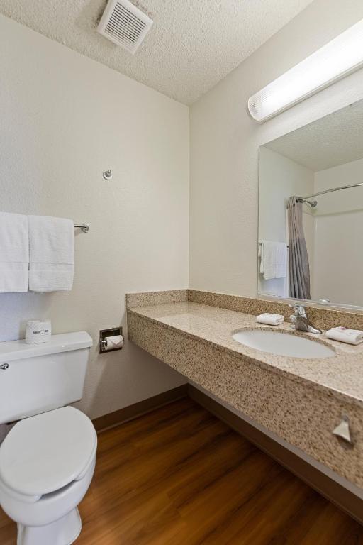 Motel 6 Tucson, AZ - North photo
