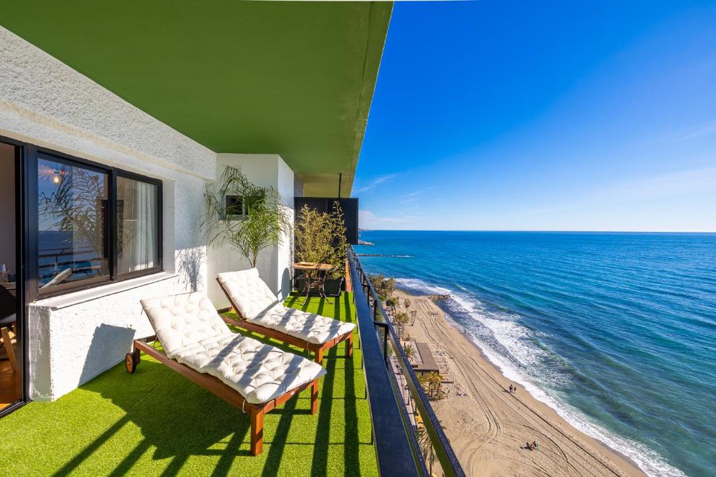 BANUS BEACH APARTMENTS - Updated 2023 Prices & Condominium Reviews (Marbella,  Spain)