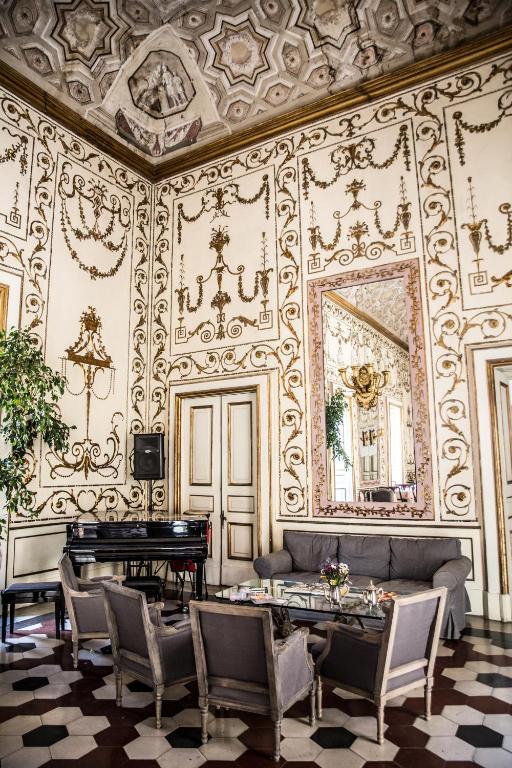 Posezení v ubytování Decumani Hotel De Charme