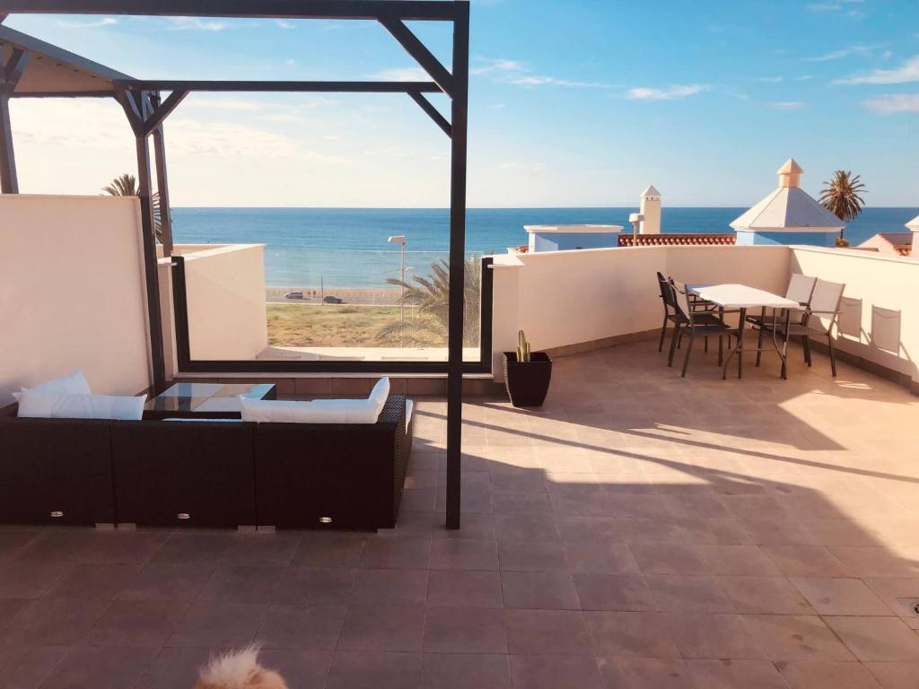 Maravilloso Duplex Con Vistas Al Mar - Housity