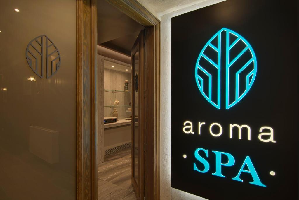 Certifikát, hodnocení, plakát nebo jiný dokument vystavený v ubytování AROMA DRYOS SPA & ECO Hotel