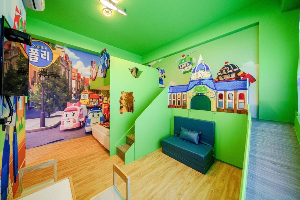 TV a/nebo společenská místnost v ubytování Han Tian Tongyu