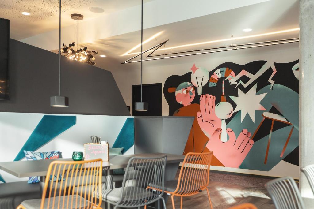 Holiday Inn - the niu, Flash Berlin Charlottenburg by IHG - Resim 12