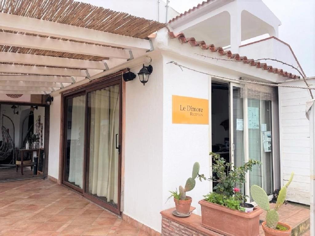 Budova, kde se aparthotel nachází