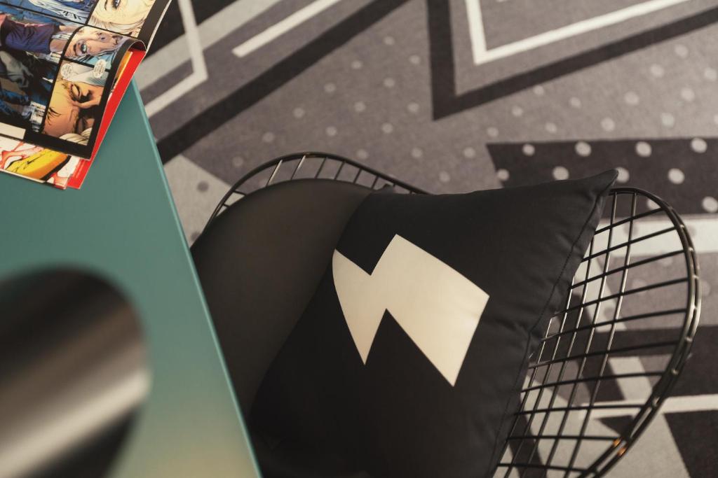 Holiday Inn - the niu, Flash Berlin Charlottenburg by IHG - Resim 8