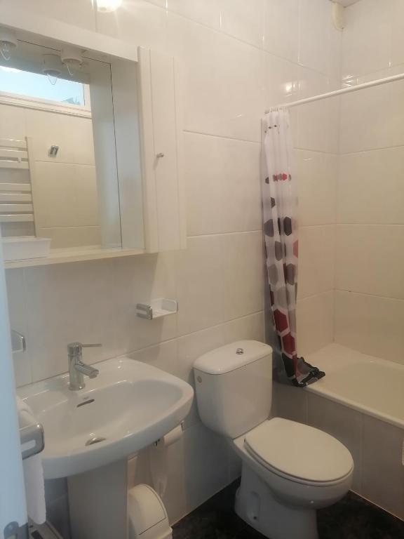 Koupelna v ubytování Vivienda de uso turístico Alma da Costa da Morte