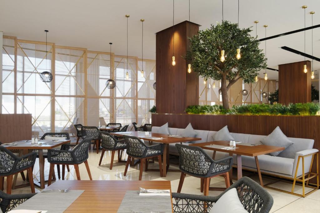 Posezení v ubytování Maani Muscat Hotel & Suites
