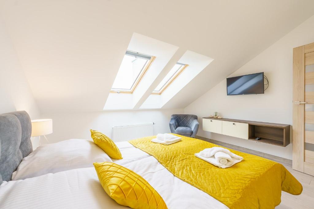 Posteľ alebo postele v izbe v ubytovaní Sunset Resort II, Nadmorska 104