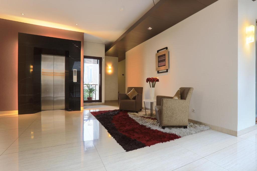 Posezení v ubytování Rasuna Icon Hotel