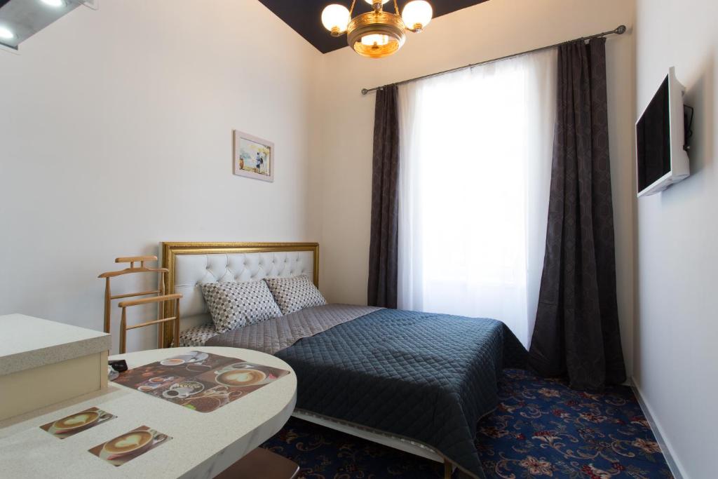 Royal Apartment on Pushkinskaya - Deluxe Double Studio
