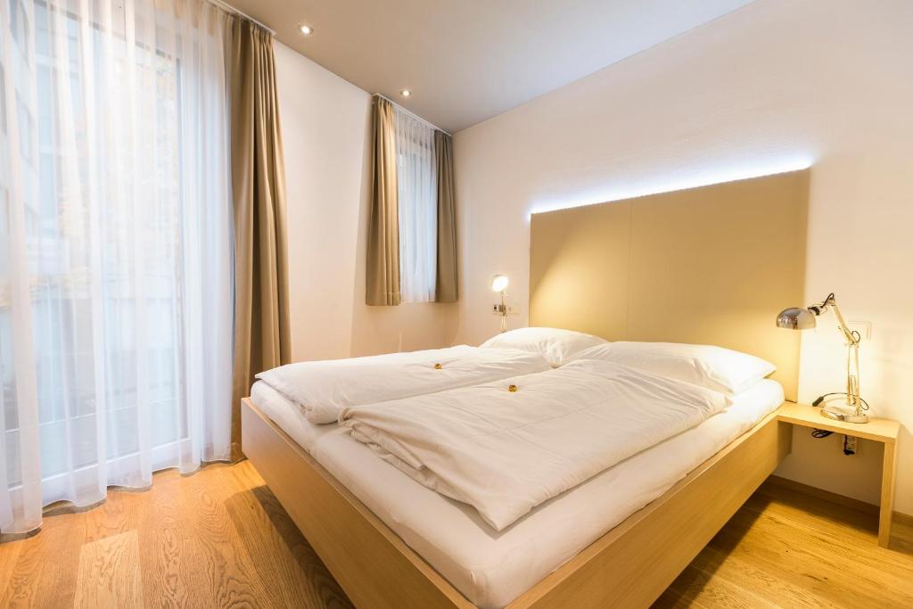 Room 4 & 5 Apartments - Appartement Pour Un Maximum De 5 Personnes Avec Balcon Au Rez-de-chaussée