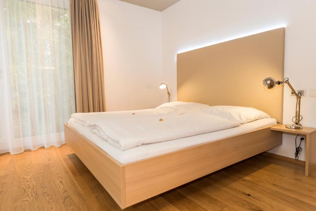 Room 4 & 5 Apartments - Deluxe Appartement-studio Avec Baignoire Et Une Grande Terrasse Au 1er étage