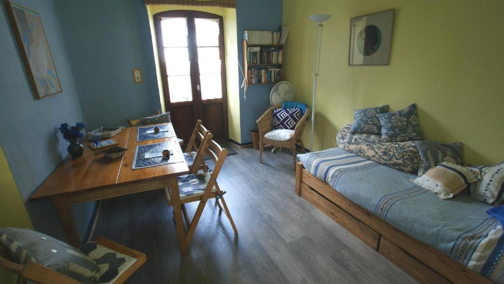 Postel nebo postele na pokoji v ubytování Les Chimères