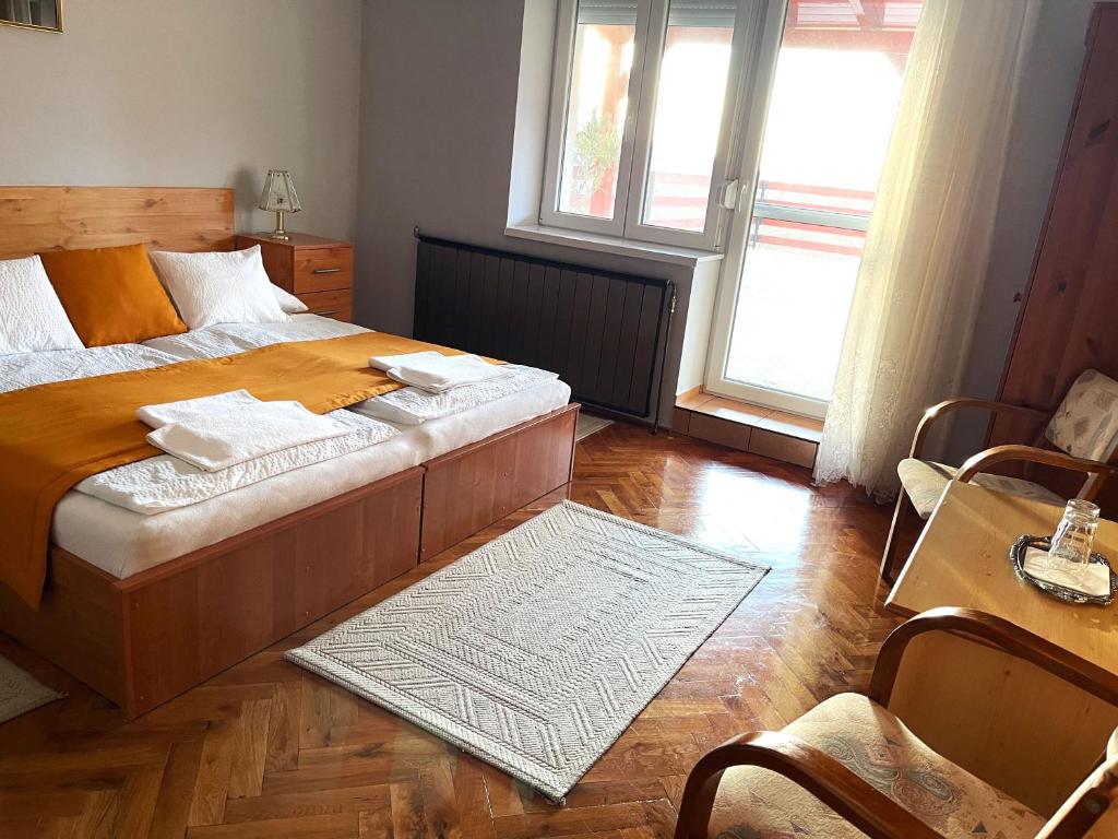 Kántás Vendégház Tihany 8237 Tihany, Csokonai ut 49. kép - 1