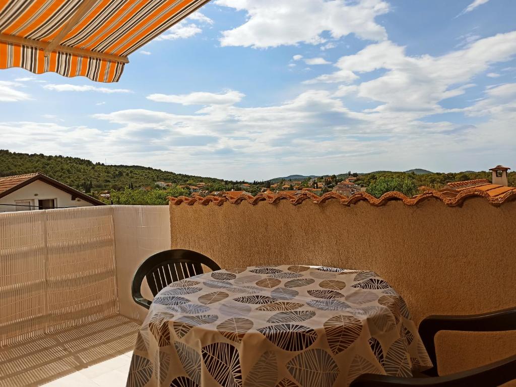Apartments Kornati - Estudio Con Terraza Compartida