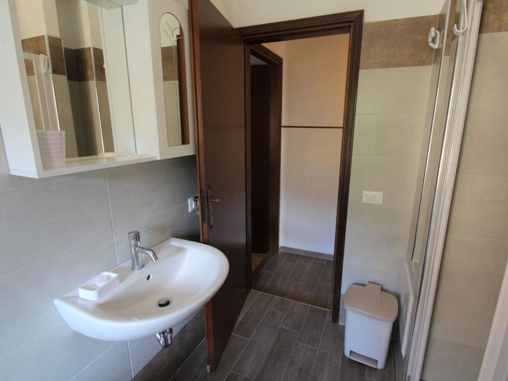Koupelna v ubytování Apartment Adalgisa-1 by Interhome