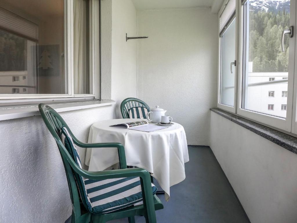 Fotografie z fotogalerie ubytování Apartment Chesa Ova Cotschna 305 by Interhome v destinaci St. Moritz