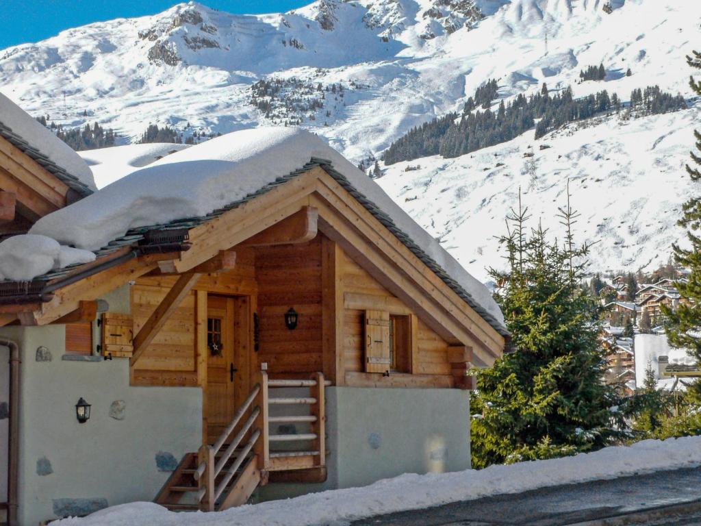 Nespecifikovaný výhled na hory nebo výhled na hory při pohledu z apartmánu