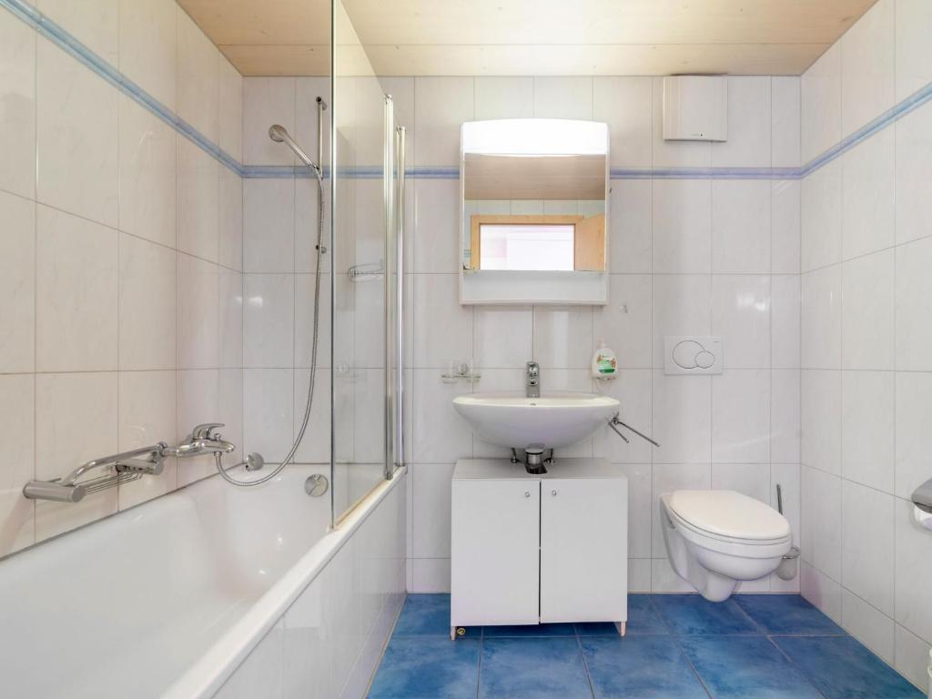 Koupelna v ubytování Apartment Vasco de Gama B8-R by Interhome